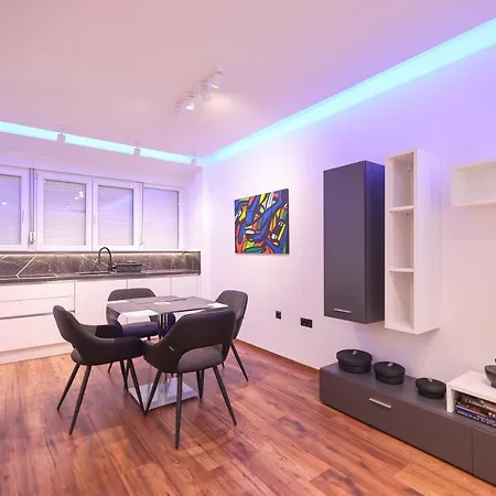 Larga Lägenhet Zadar