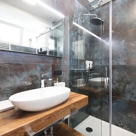 Larga דירה זאדאר